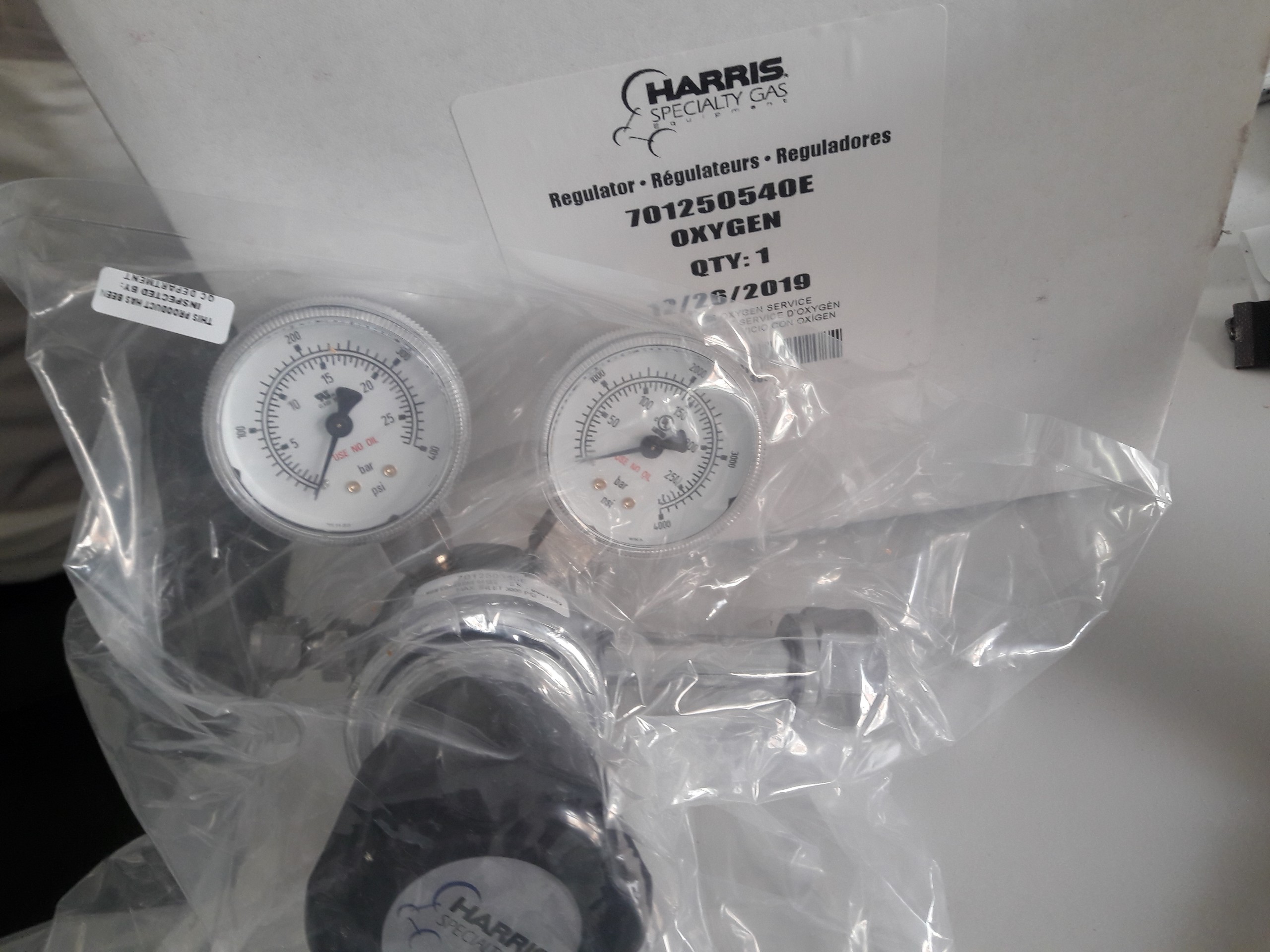 Hàng Van giảm áp HARRIS HP701-250-540-E khí tinh khiết