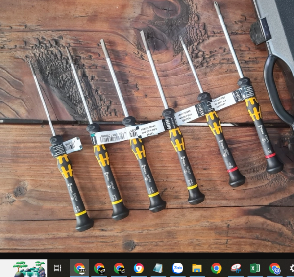 Bộ Dụng Cụ 8 Chi Tiết KNIPEX 00 20 18 ESD